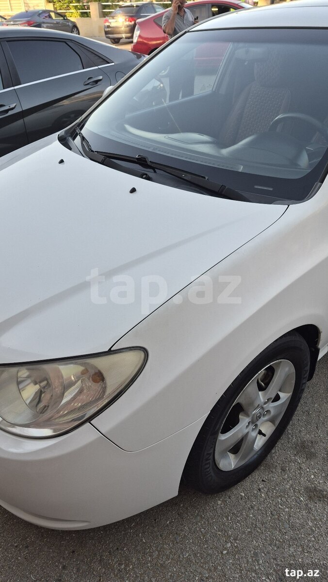 Hyundai Elantra, 2010 il (11)