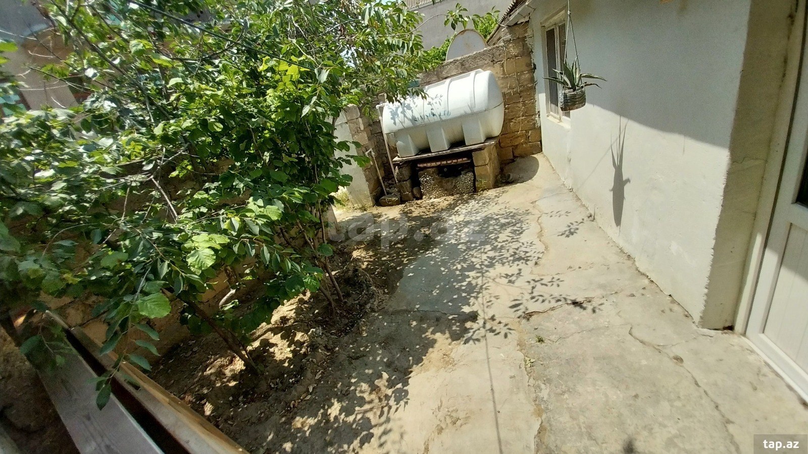 Həyət evi kirayə verilir, Qaraçuxur qəs. (13)