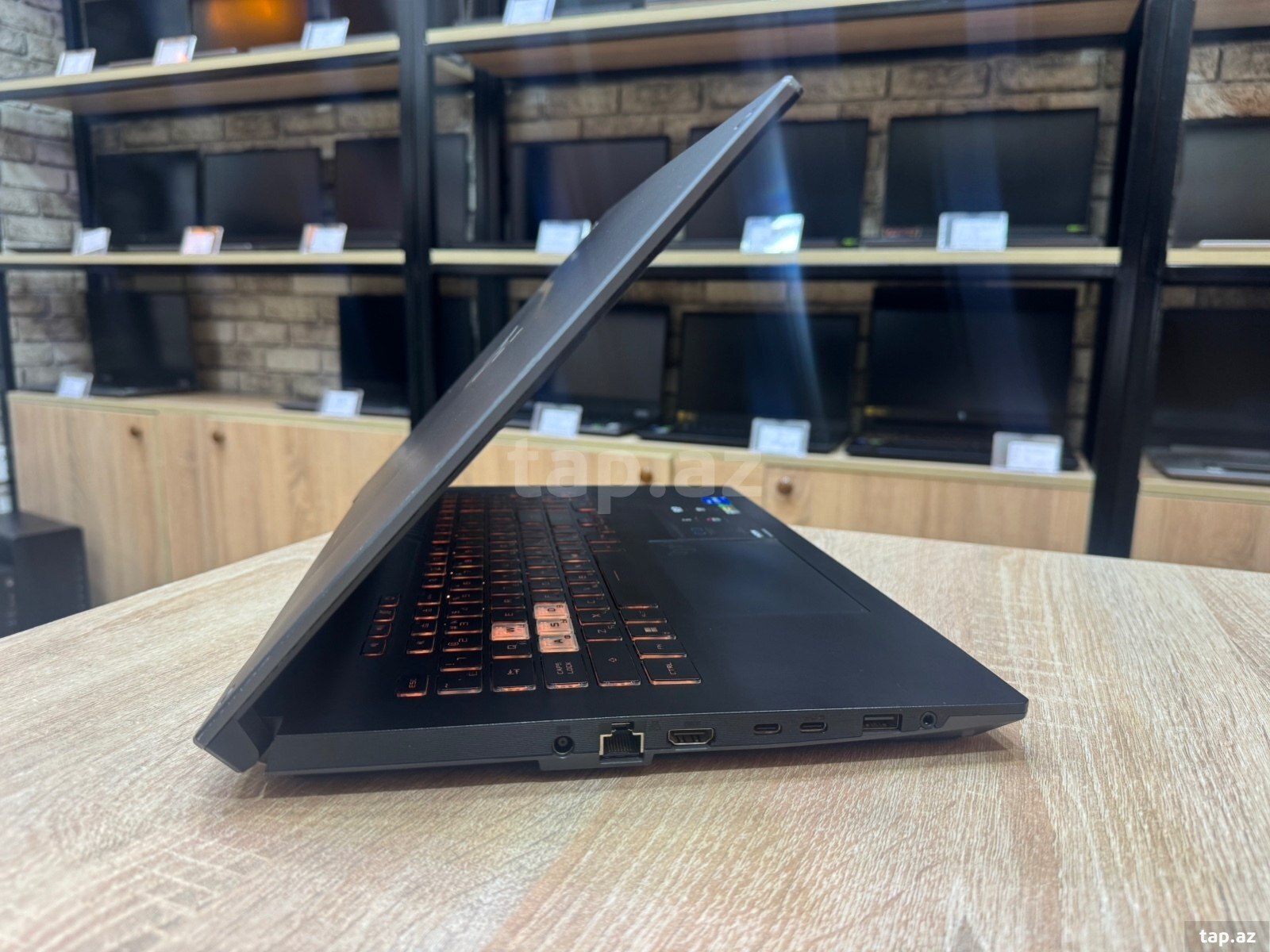 Noutbuk Asus TUF Gaming F17 (3)