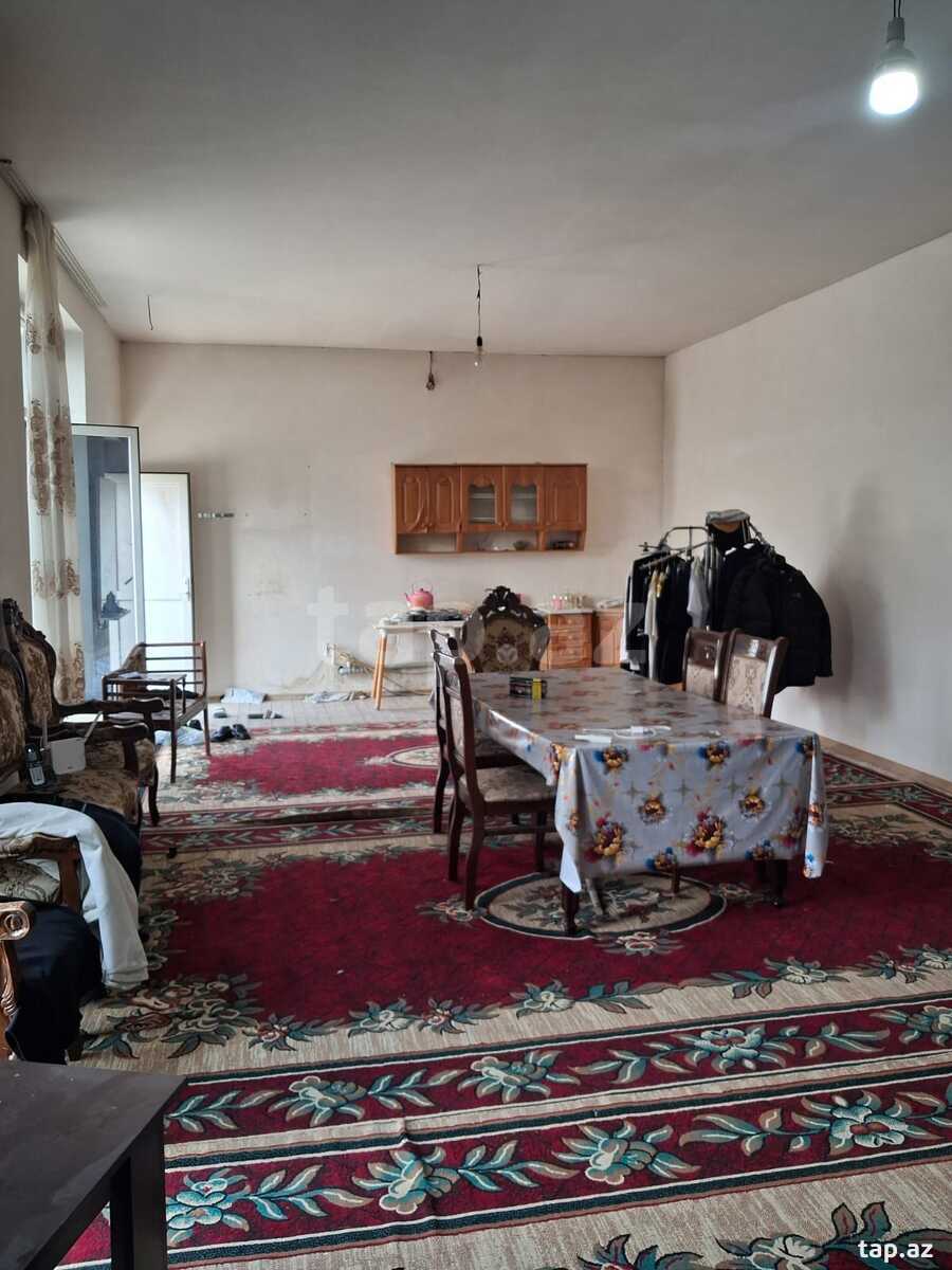Həyət evi, Binəqədi qəs. (4)