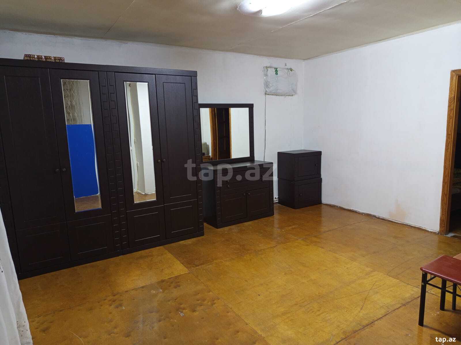 3-otaqlı mənzil kirayə verilir, 8 noyabr m., 70 m²