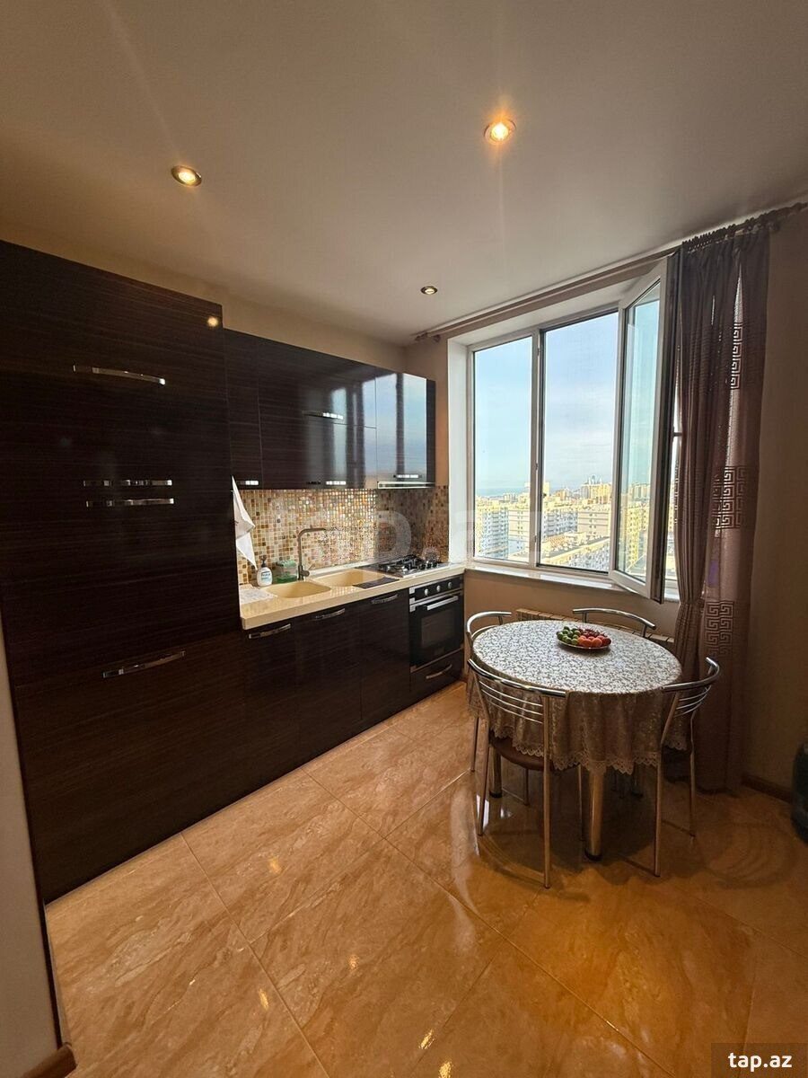 3-otaqlı yeni tikili, Həsən bəy Zərdabi pr., 80 m²