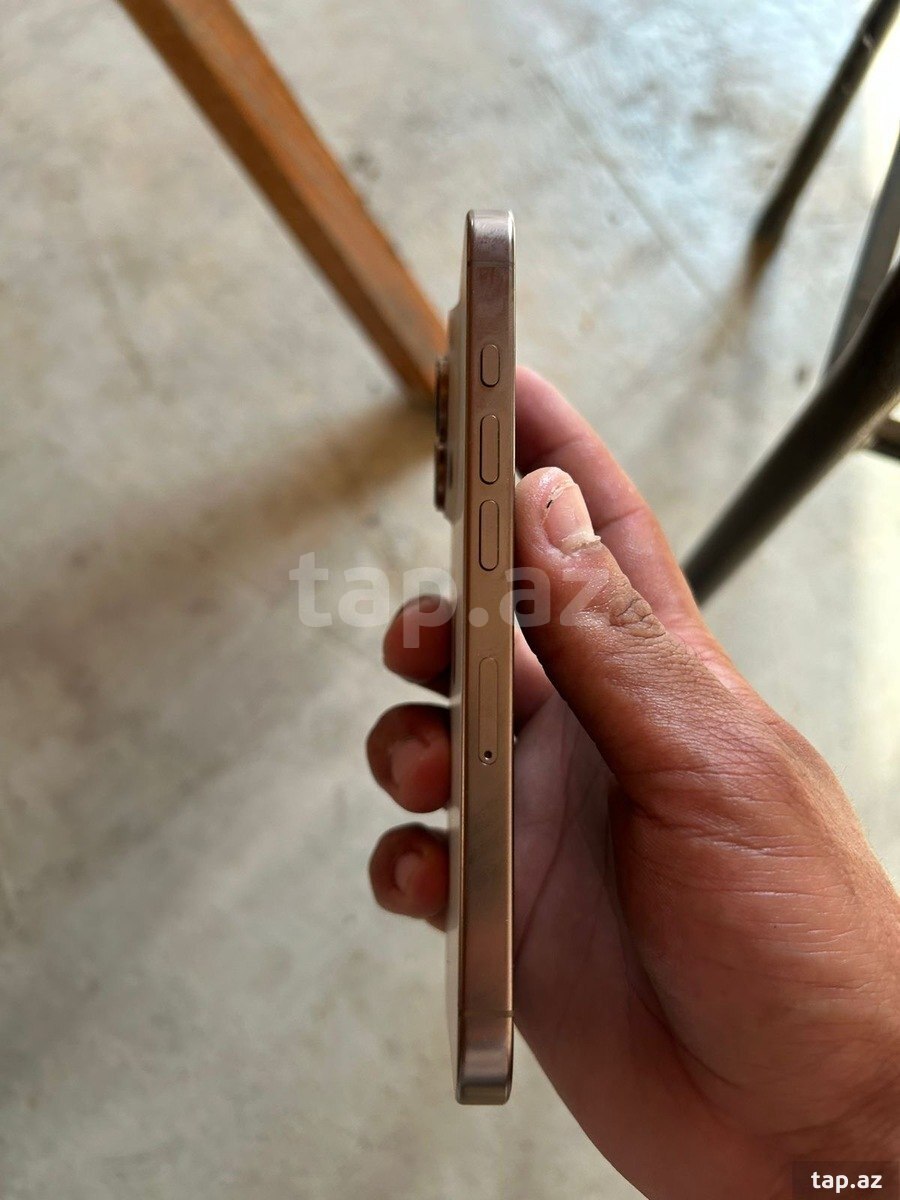 Apple iPhone 16 Pro Desert Titanium 128GB/8GB (6)
