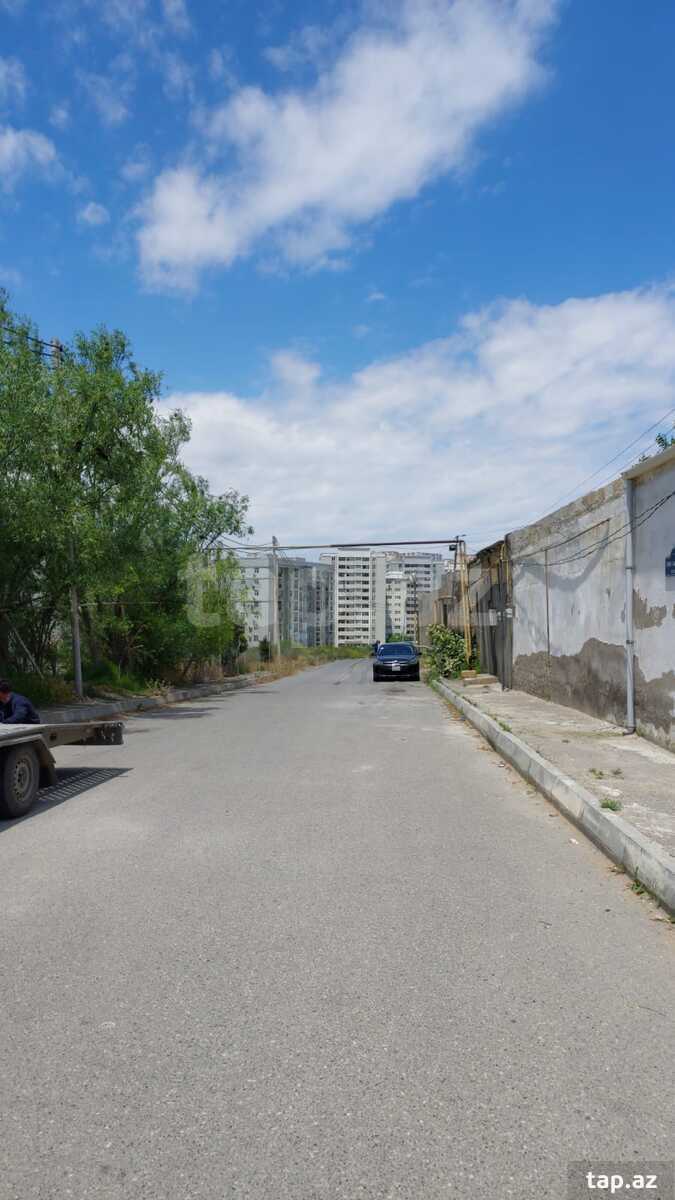 Həyət evi, Ülvi Ələkbərov küç. (2)