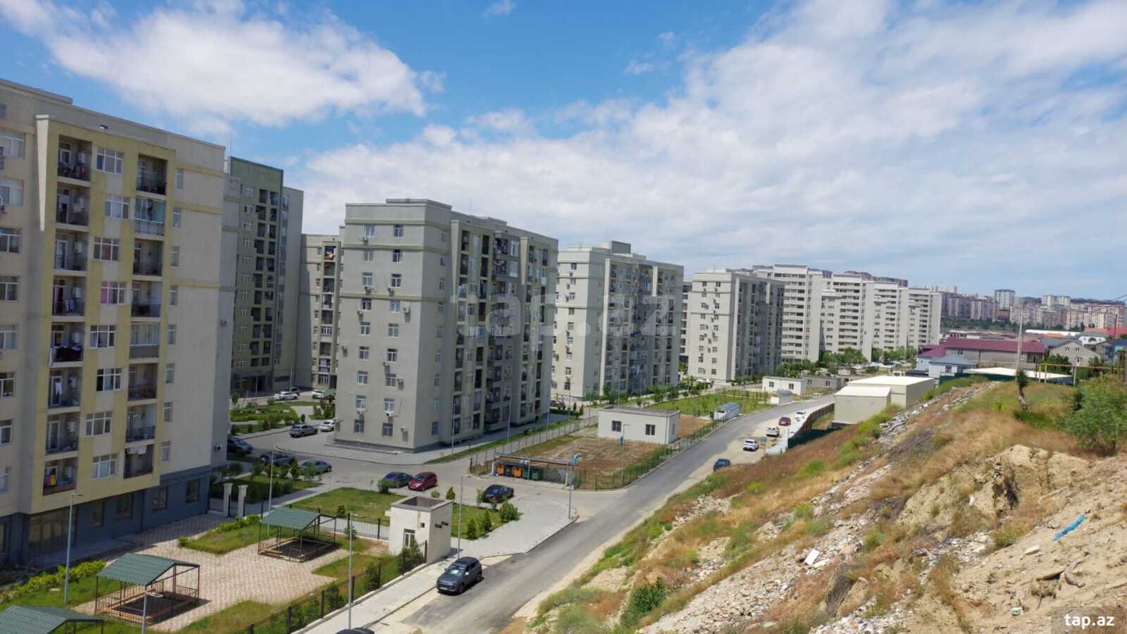Həyət evi, Ülvi Ələkbərov küç. (10)