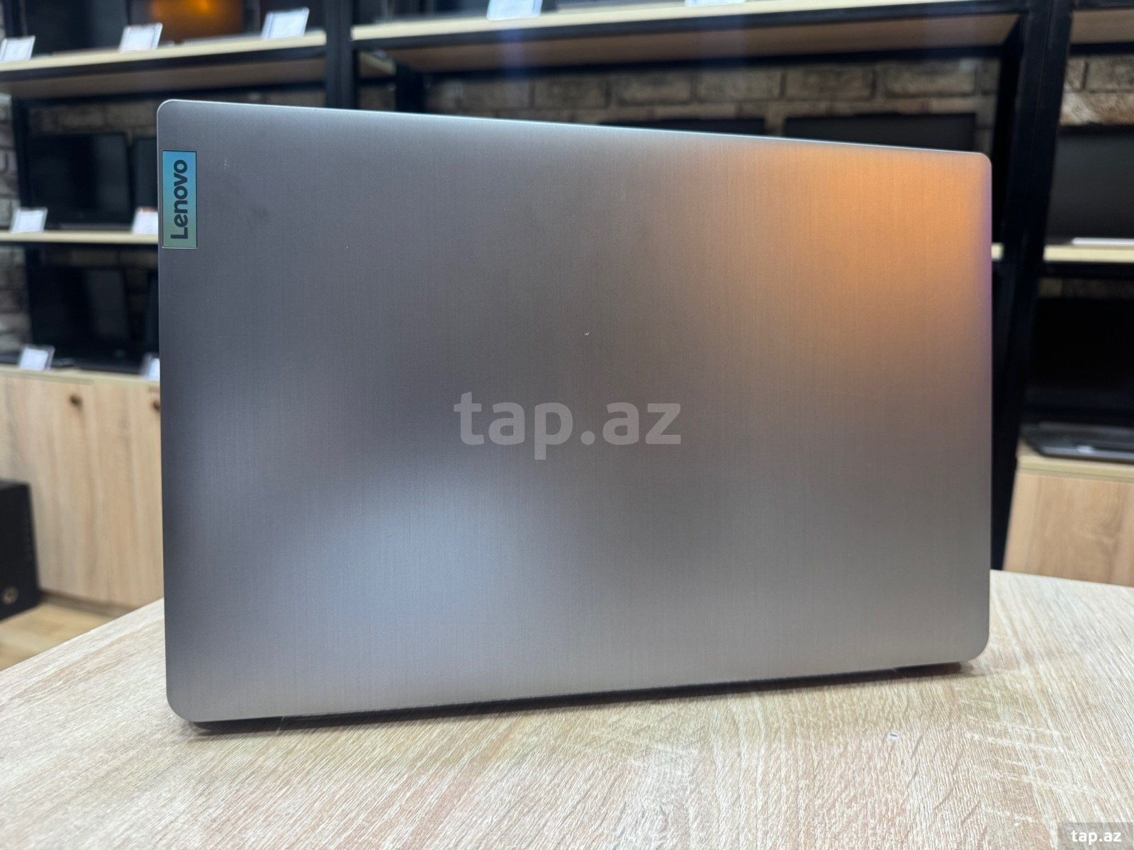 Lenovo IdeaPad 3i (3)