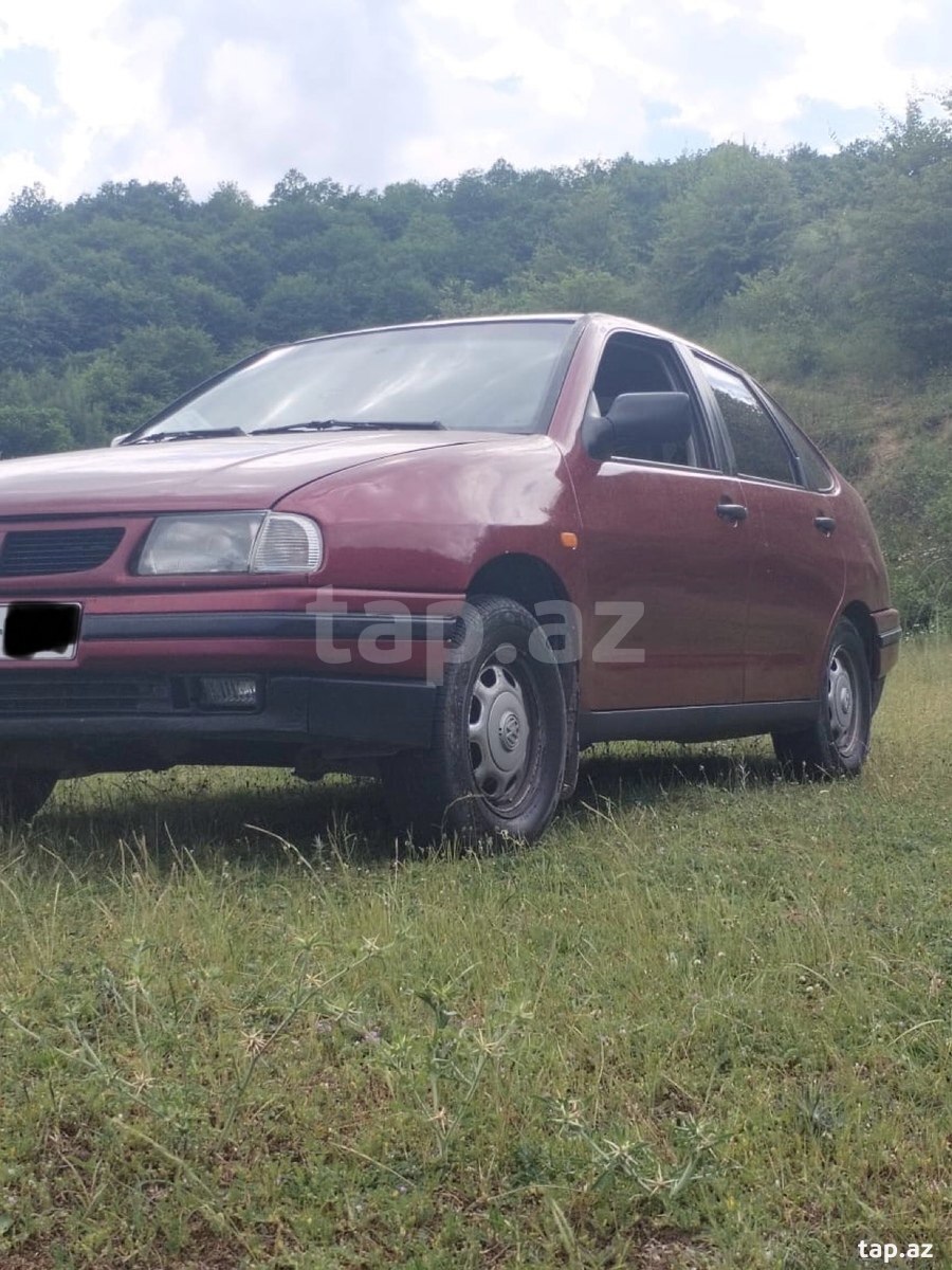 Volkswagen Polo, 1995 il (4)
