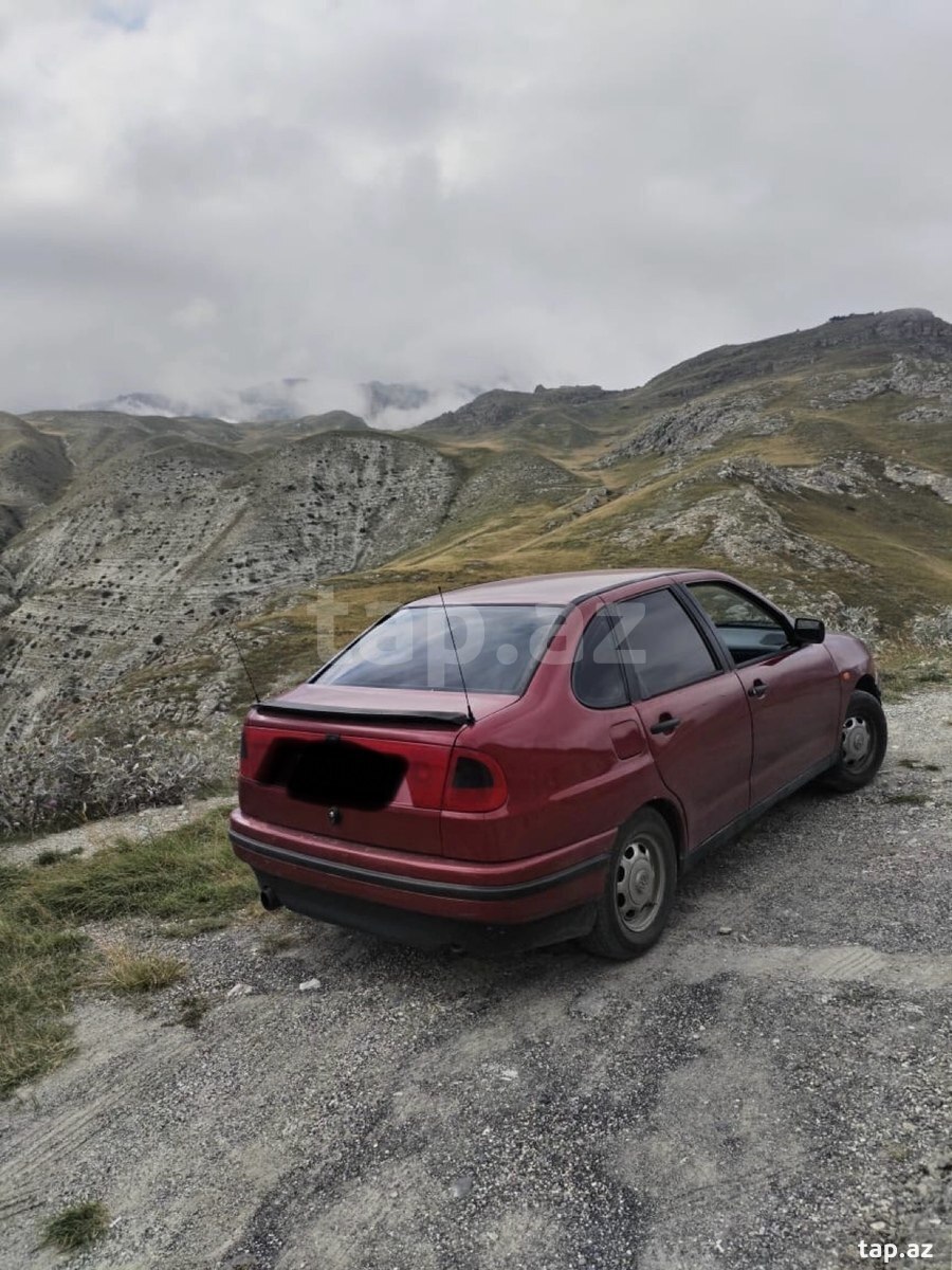 Volkswagen Polo, 1995 il (7)