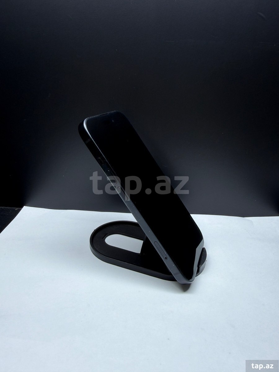 Apple iPhone 15 Black 128GB/6GB (2)