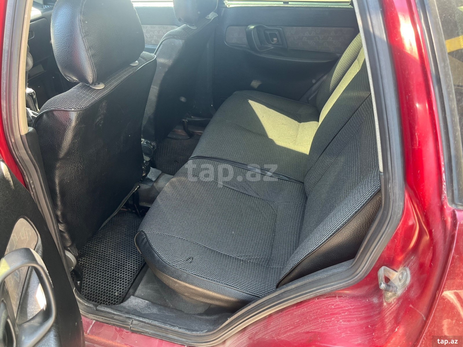 Volkswagen Polo, 1995 il (11)