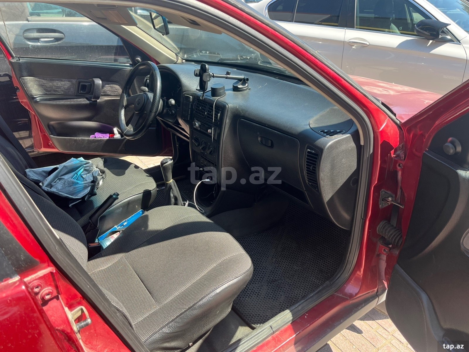Volkswagen Polo, 1995 il (12)
