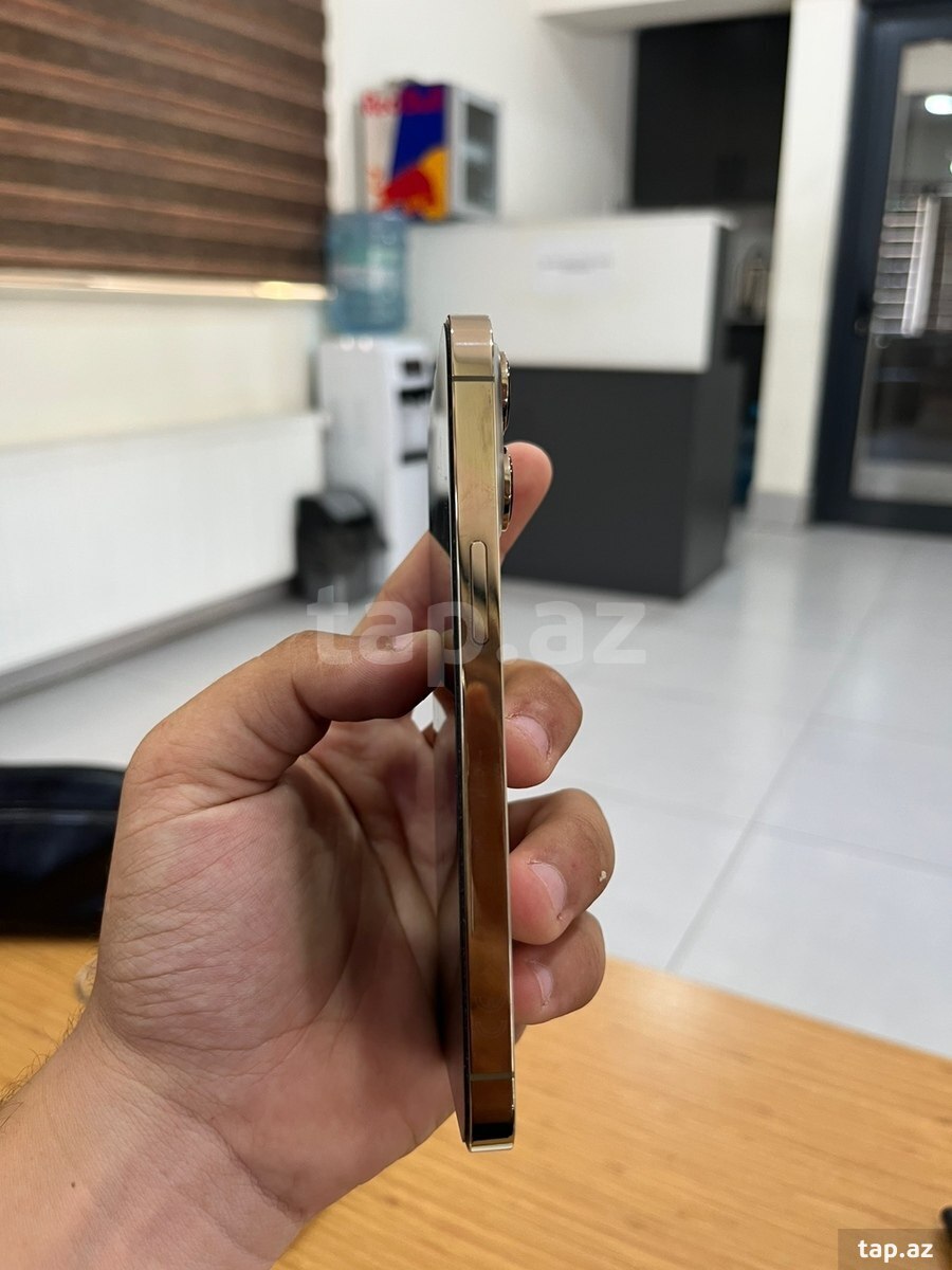 Apple iPhone 13 Pro Gold 128GB/6GB (2)