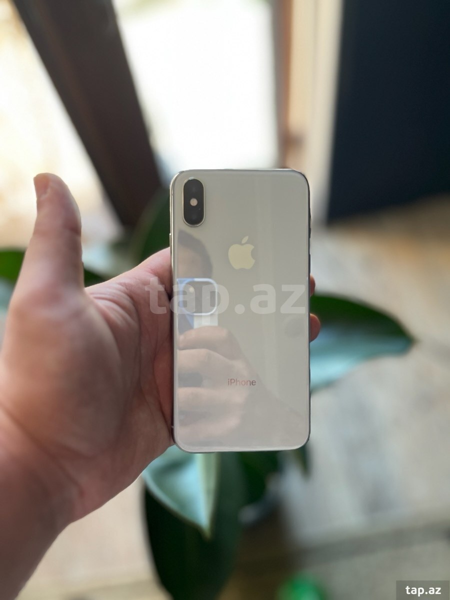 Apple iPhone X Silver 64GB/3GB (2)
