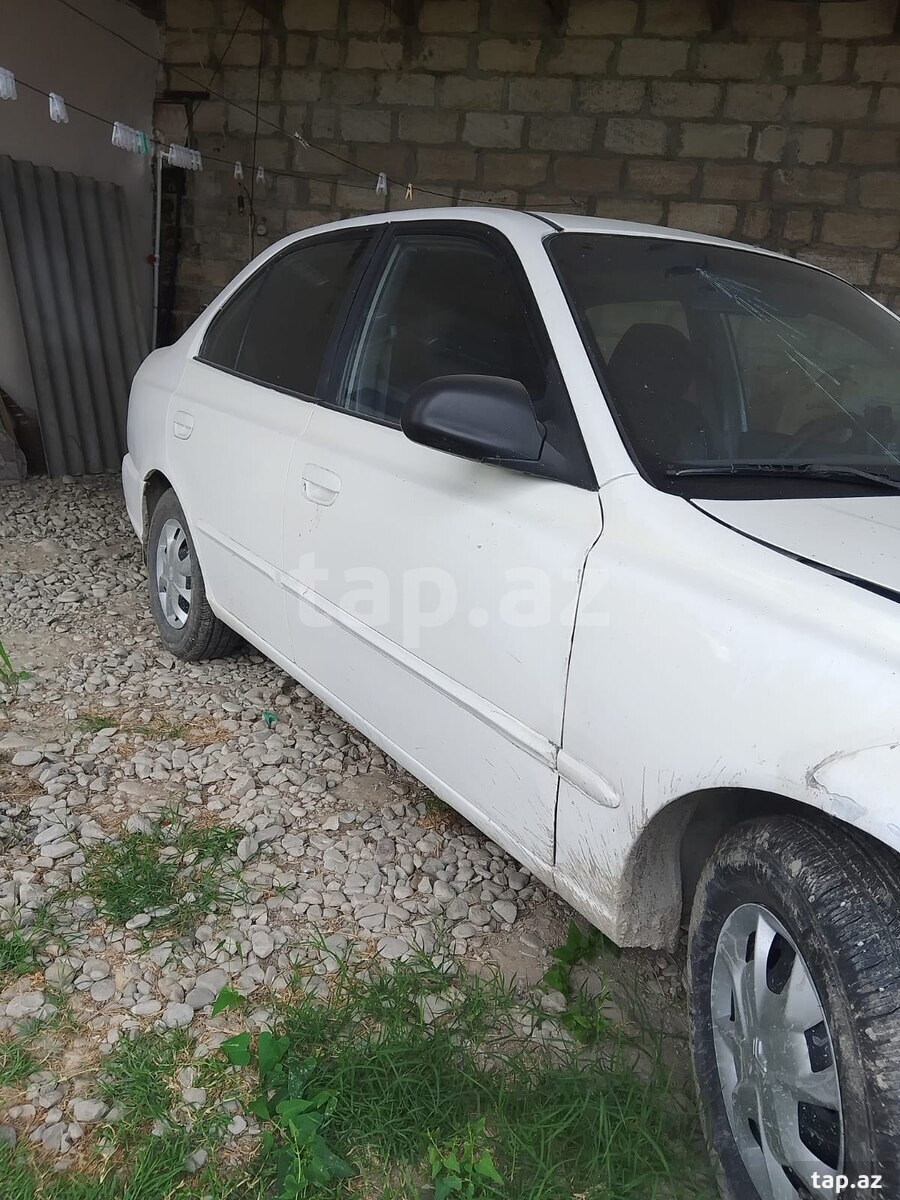 Hyundai Accent, 2001 il (7)
