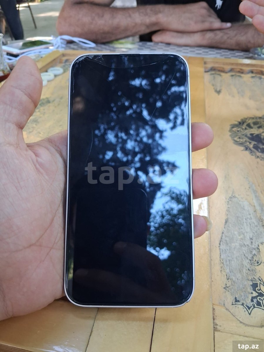 Apple iPhone 13 Starlight 128GB/4GB