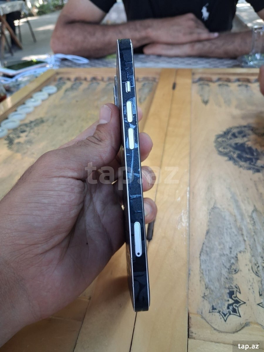 Apple iPhone 13 Starlight 128GB/4GB (3)