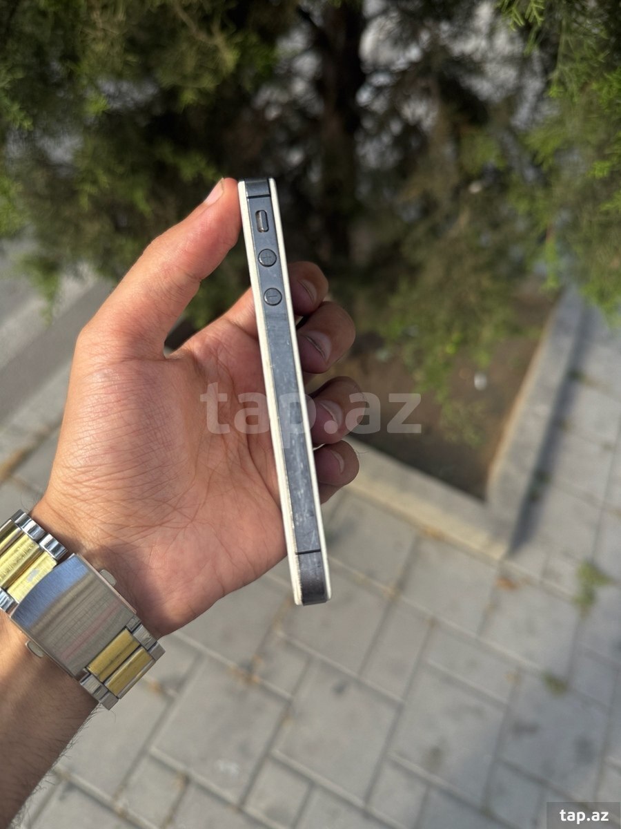 Apple iPhone 4S White 16GB (6)