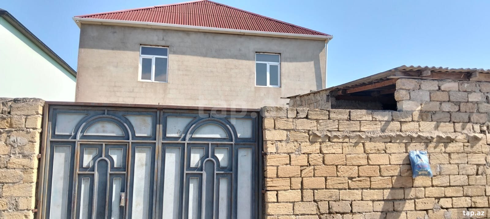 Həyət evi, Saray qəs.