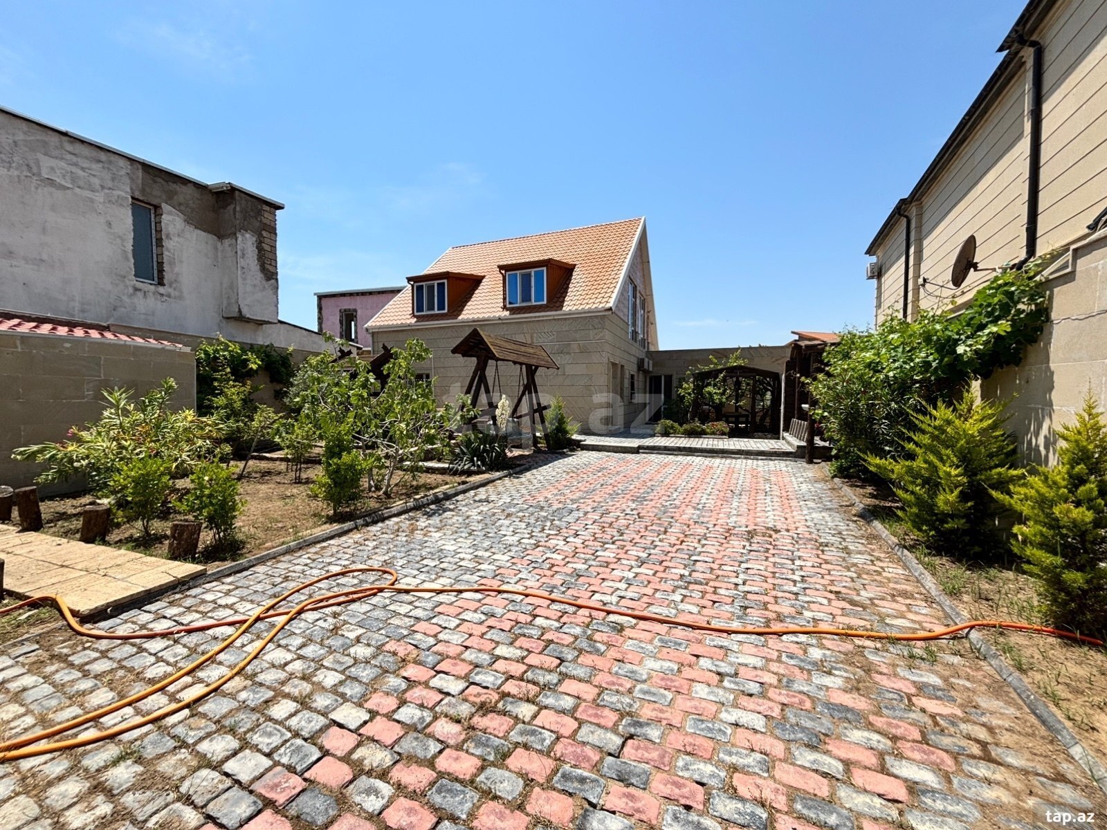 Bağ evi kirayə verilir, Buzovna qəs. (9)