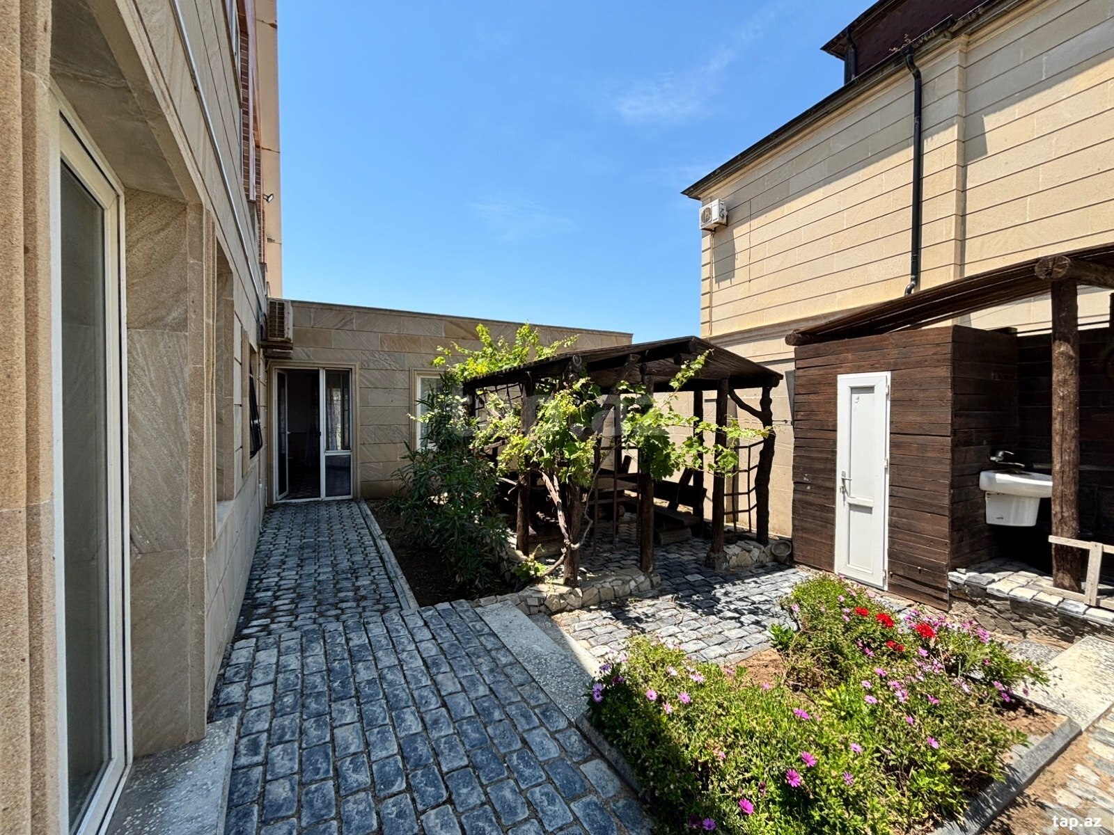 Bağ evi kirayə verilir, Buzovna qəs. (4)