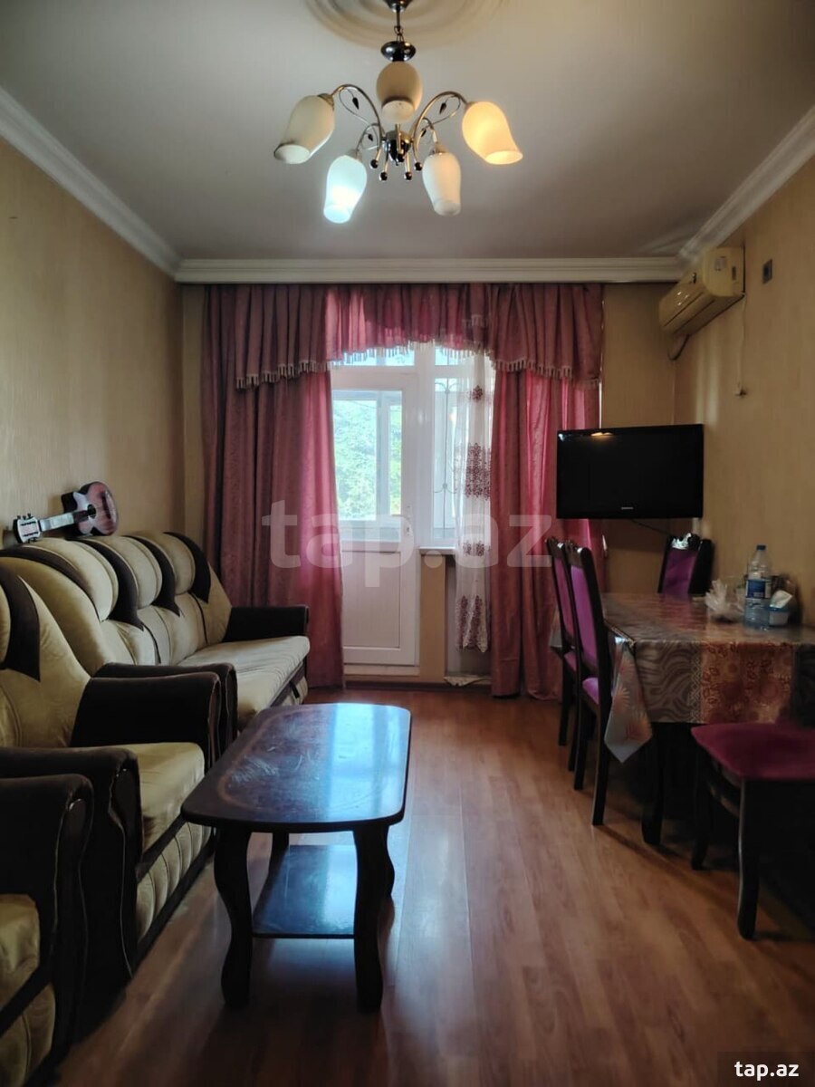 2-otaqlı mənzil kirayə verilir, 8-ci mkr., 60 m²