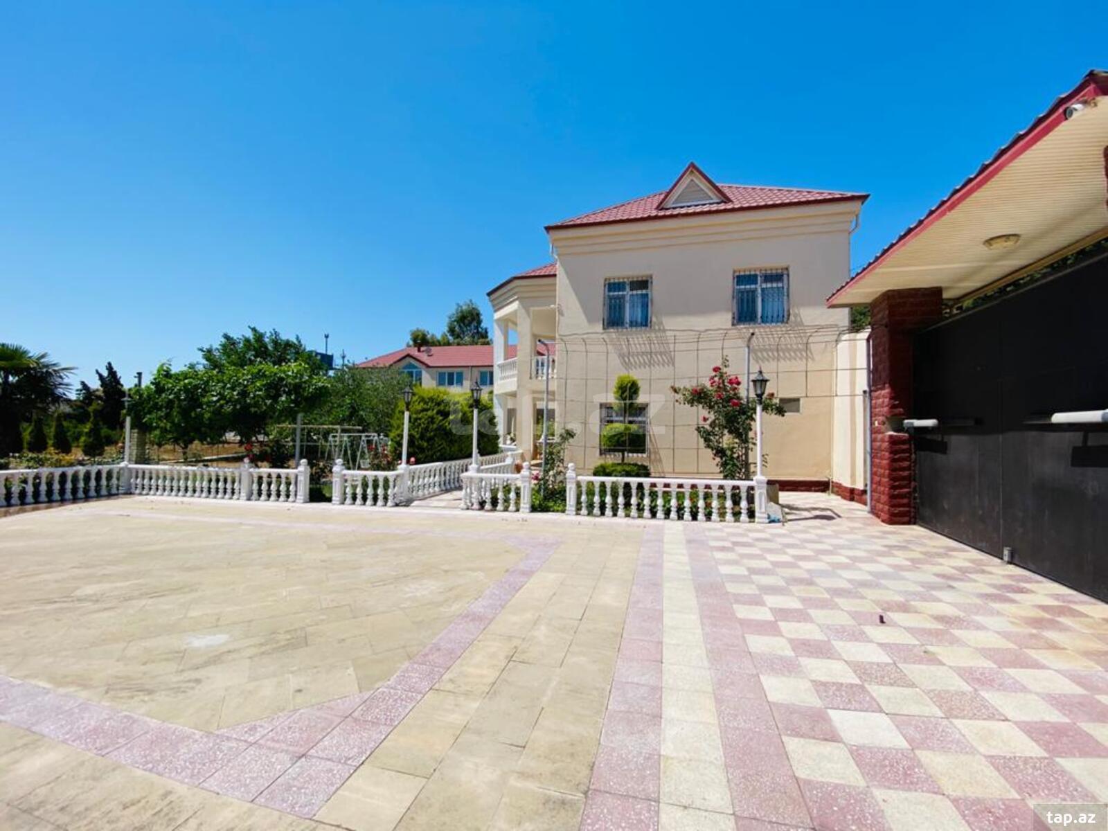 Bağ evi, Şüvəlan qəs. (3)