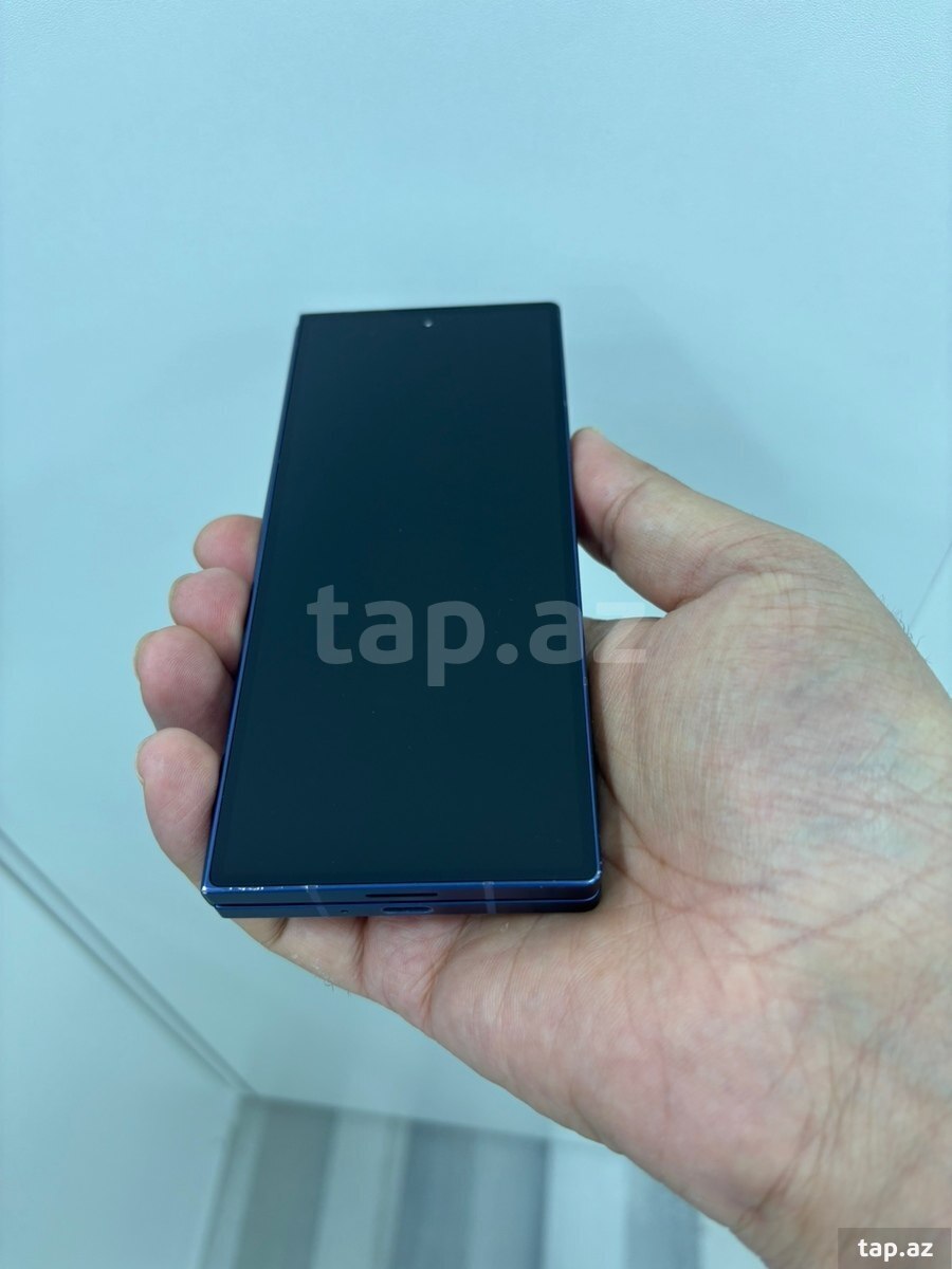 Samsung Galaxy Z Fold 6 Navy 256GB/12GB (3)