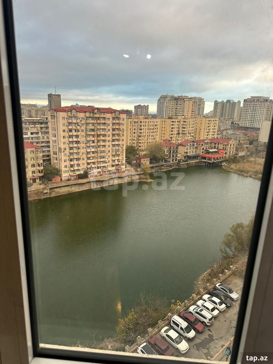 3-otaqlı yeni tikili, İnşaatçılar m., 180 m² (8)