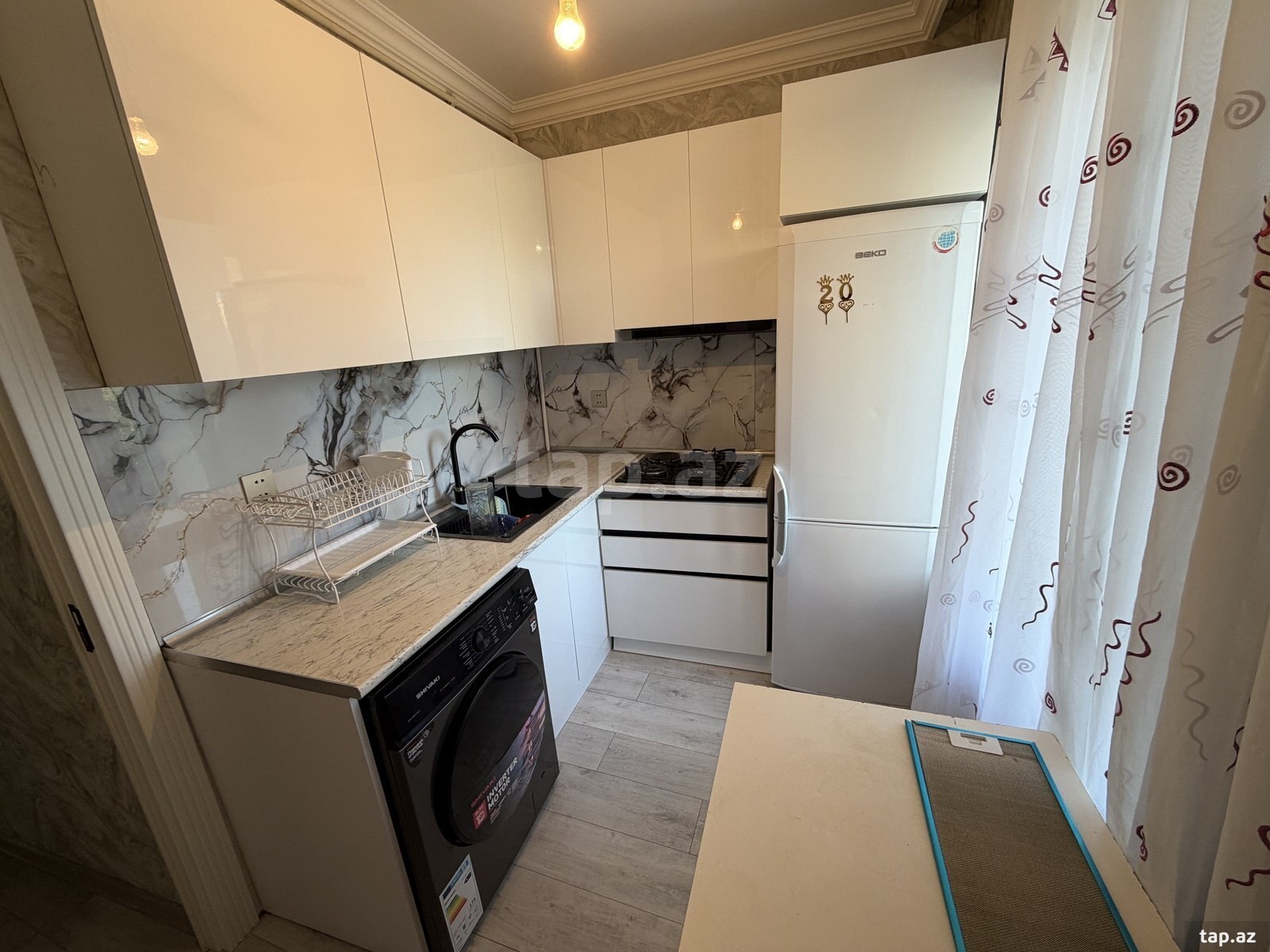 2-otaqlı mənzil kirayə verilir, Bakıxanov qəs., 55 m² (13)