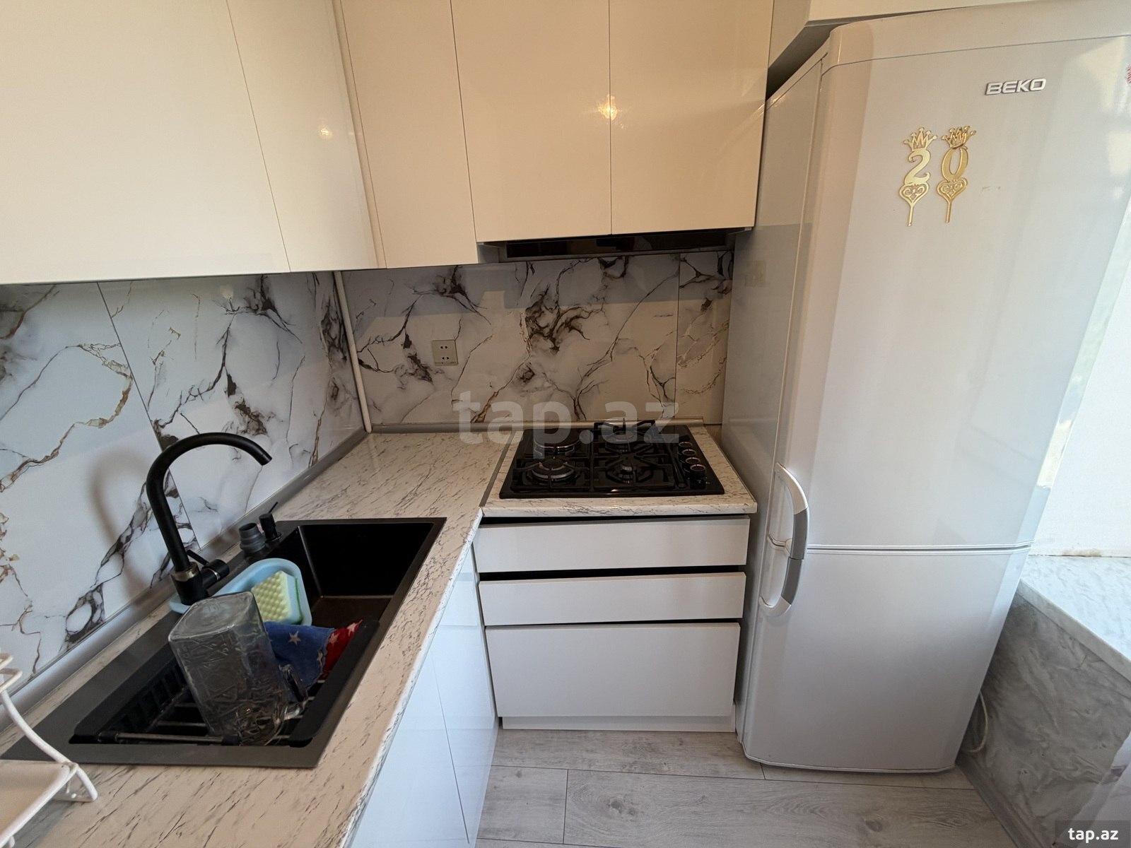 2-otaqlı mənzil kirayə verilir, Bakıxanov qəs., 55 m² (10)