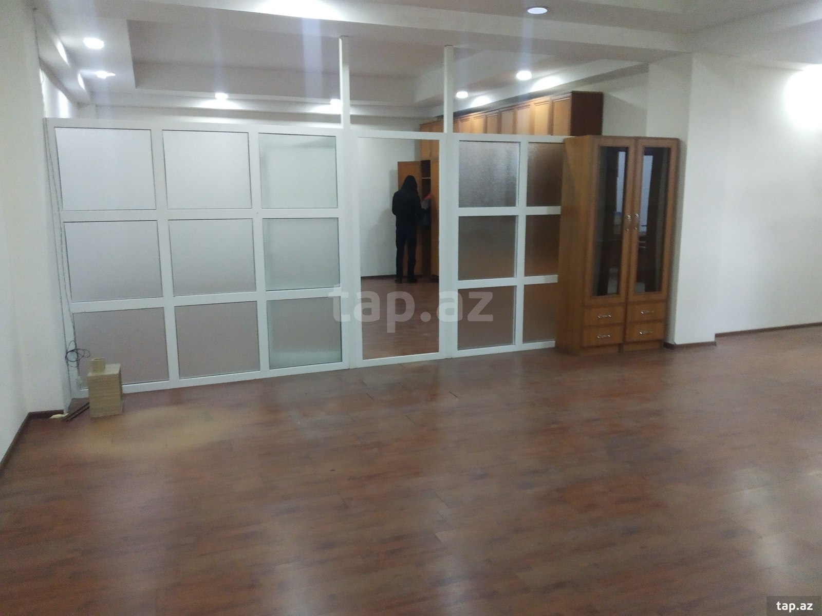 Ofis icarəyə verilir, Xətai m. (6)