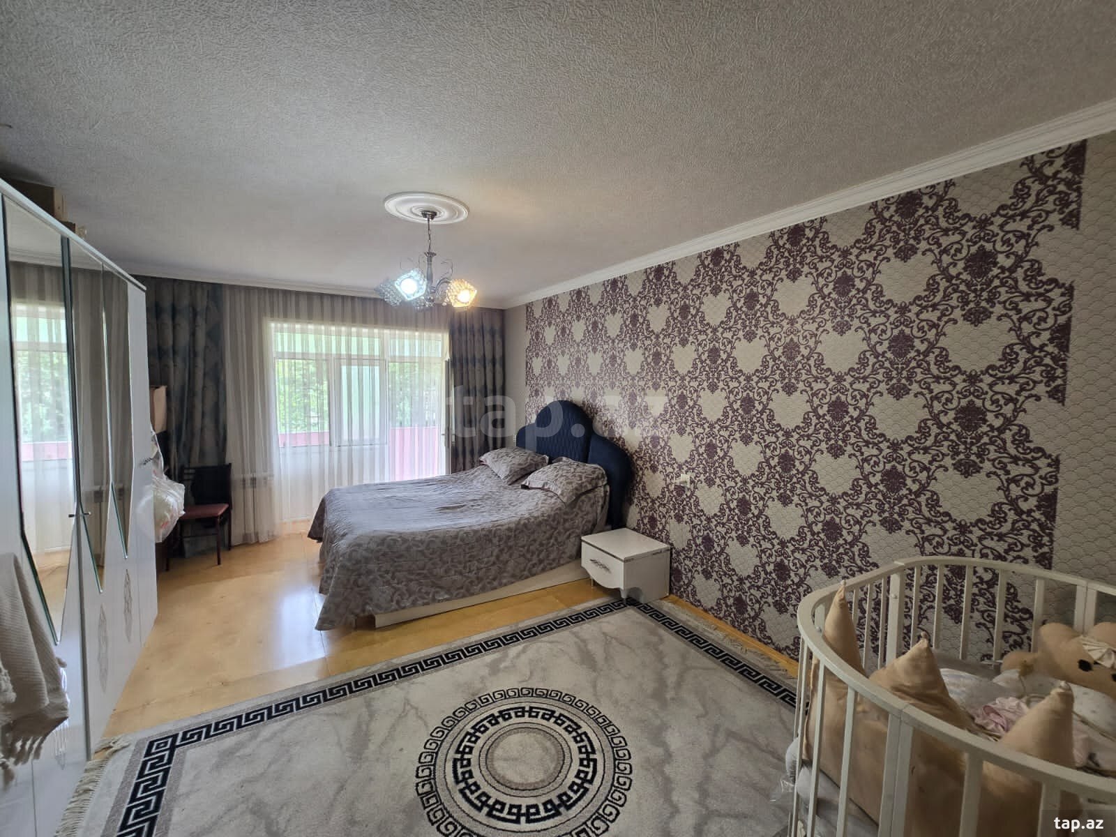 4-otaqlı mənzil, Şəki r., 90 m²