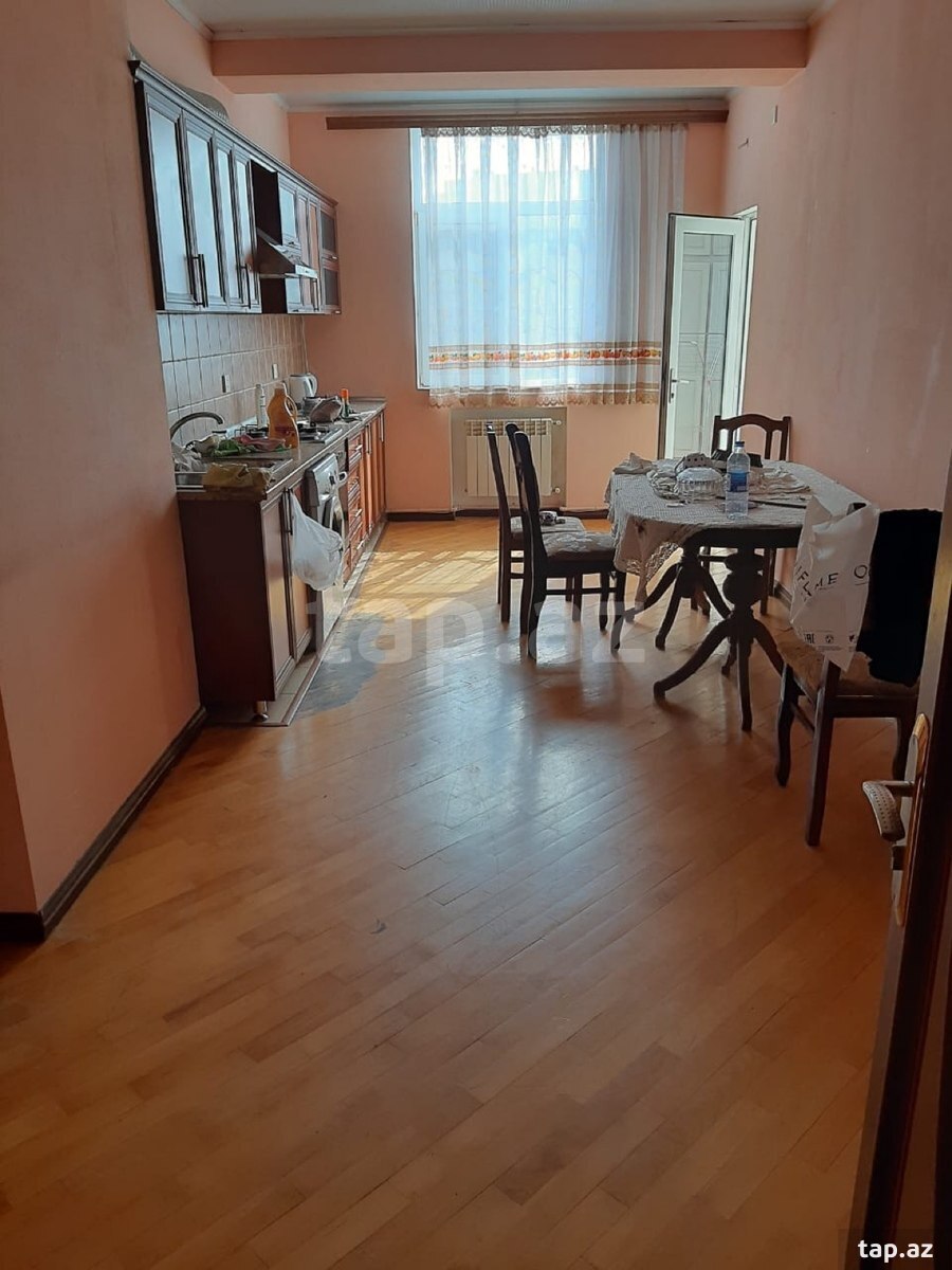 3-otaqlı yeni tikili kirayə verilir, M.Əcəmi m., 120 m²
