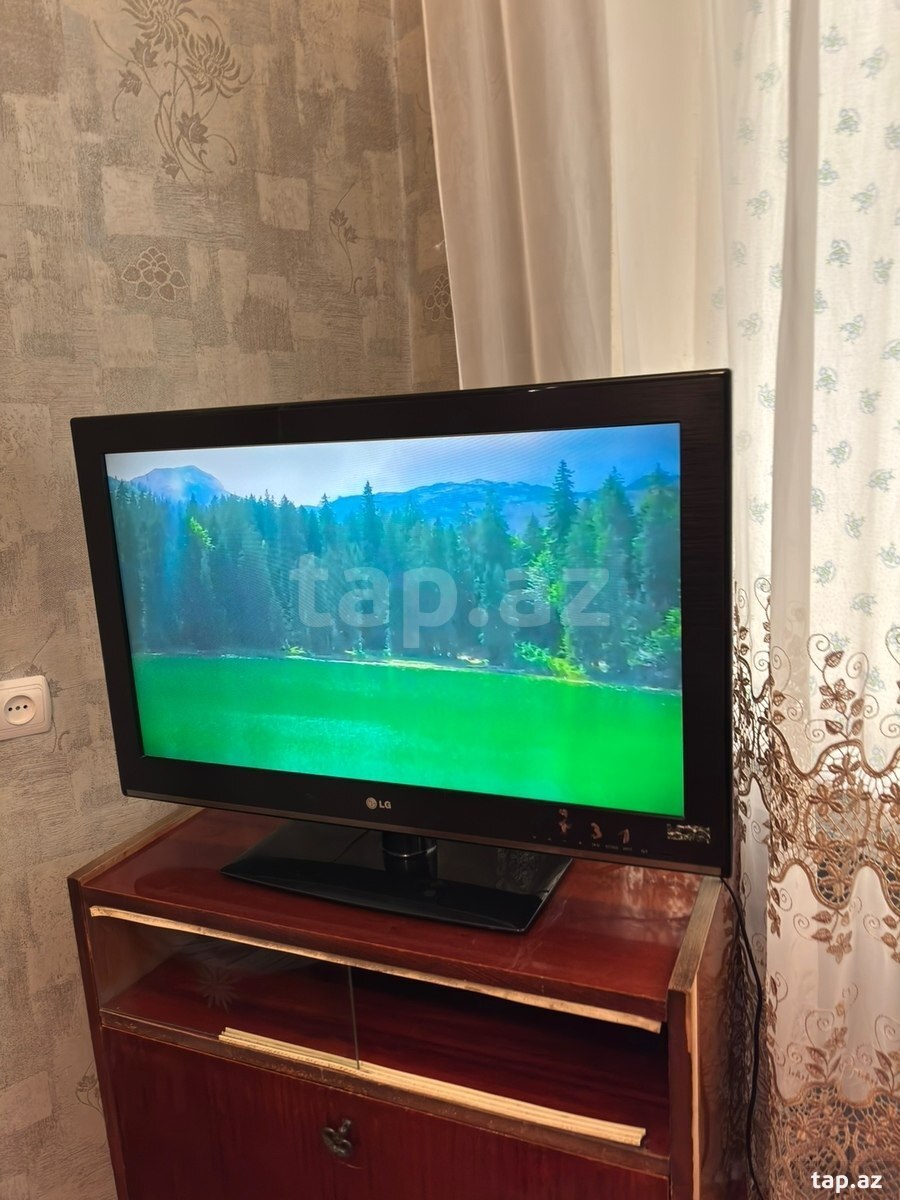 Televizor LG (2)