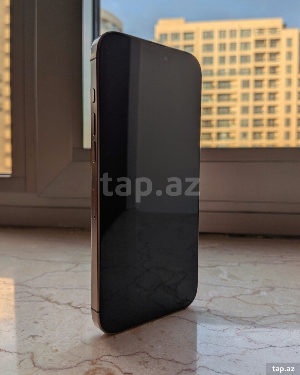 Apple iPhone 16 Pro Max Desert Titanium 1TB/8GB (4)