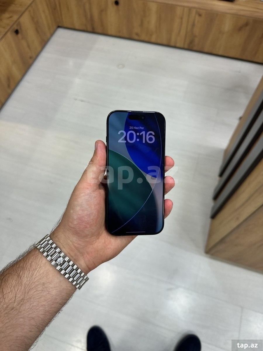 Apple iPhone 16 Pro Black Titanium 128GB/8GB (6)