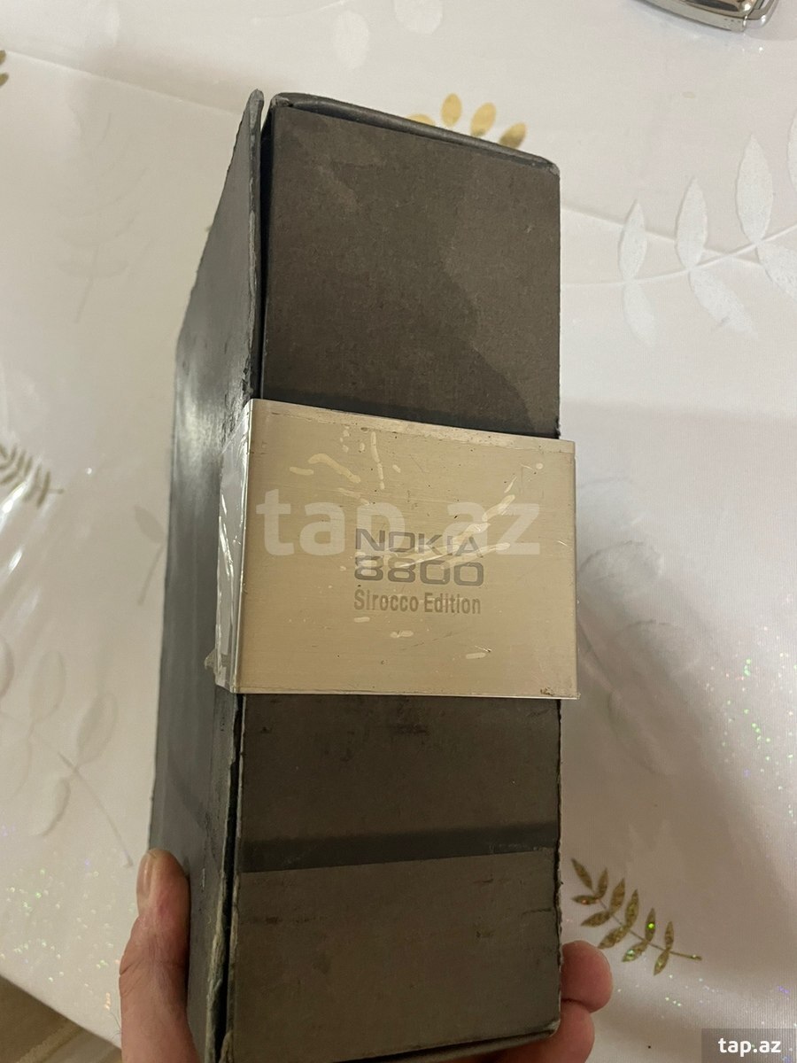 Nokia 8800 Sirocco Silver (11)