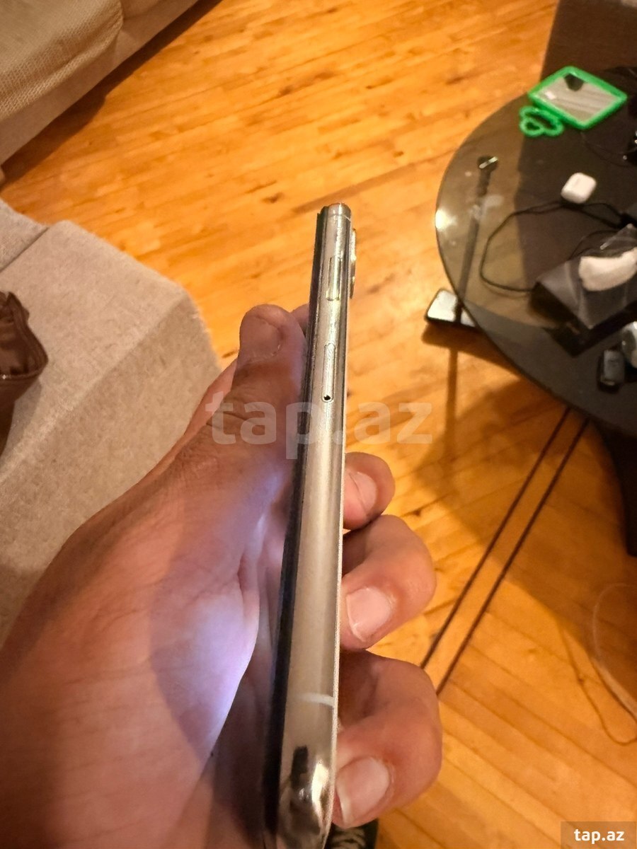 Apple iPhone X Silver 64GB/3GB (7)