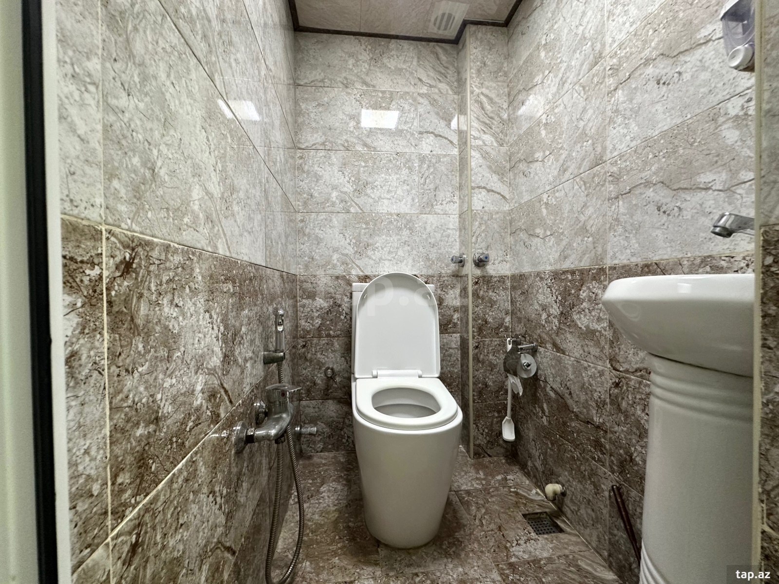 2-otaqlı mənzil kirayə verilir, Məmmədəli Şərifli küç., 50 m² (16)