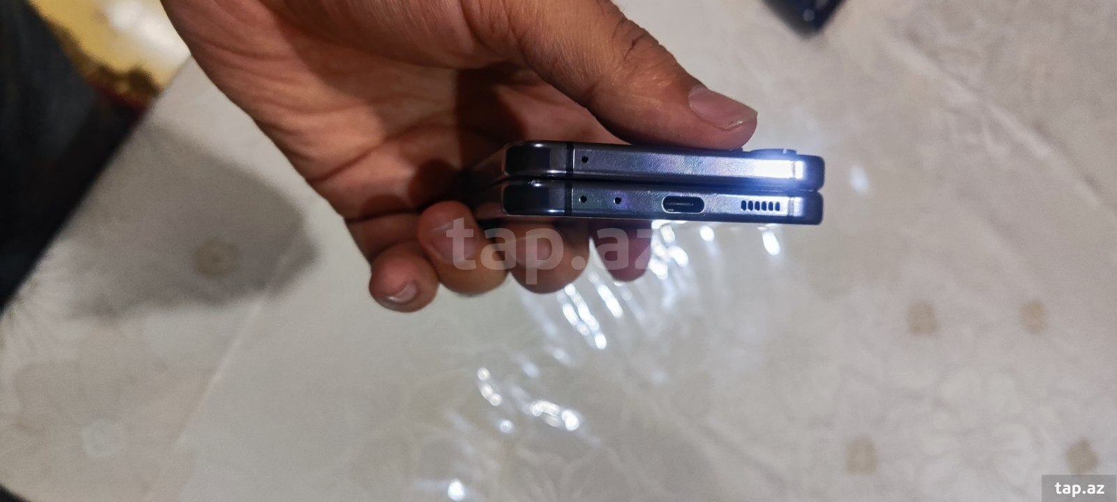 Samsung Galaxy Z Flip 5 Graphite 512GB/8GB (6)