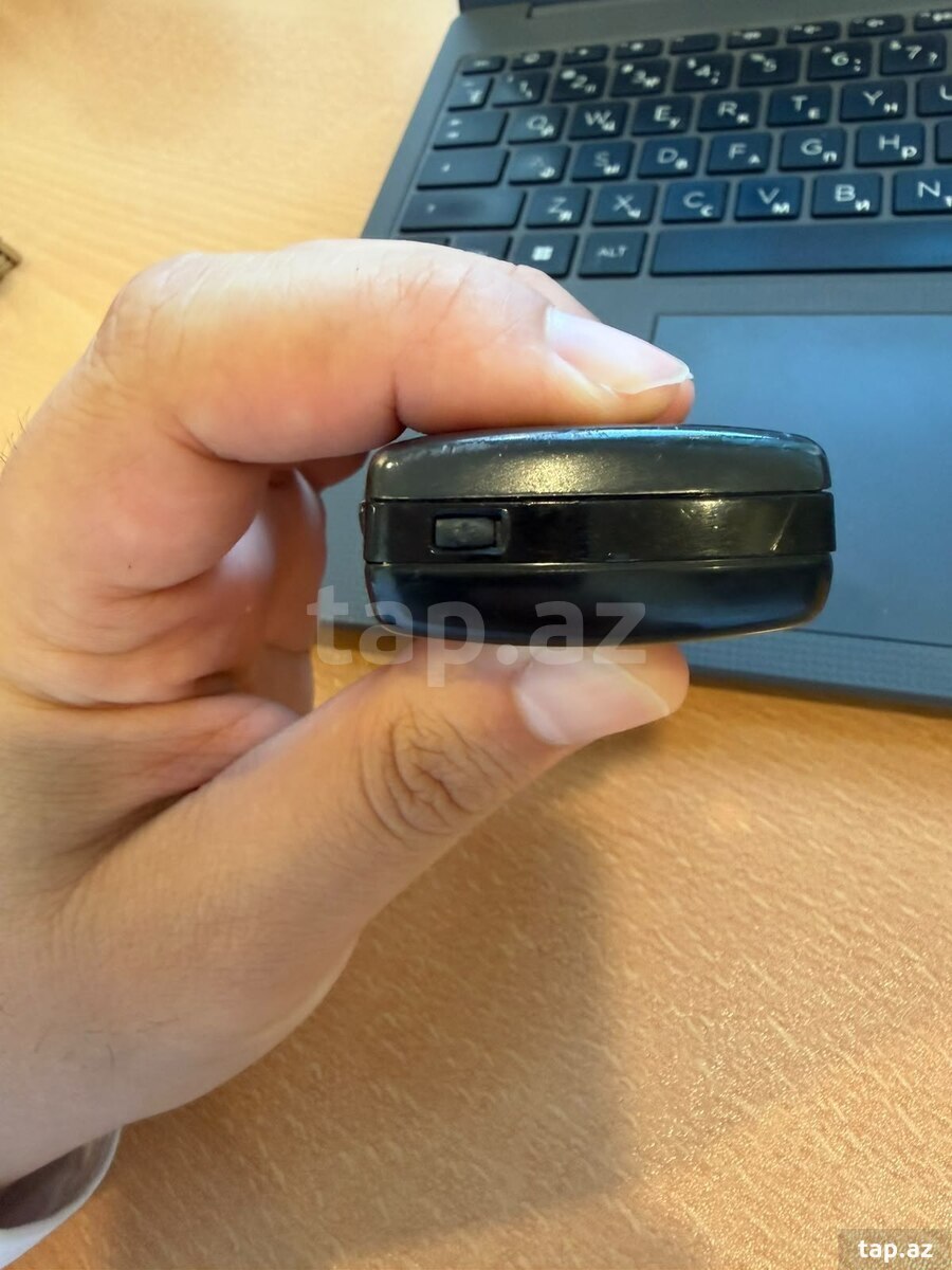 Nokia 8910 Black (7)