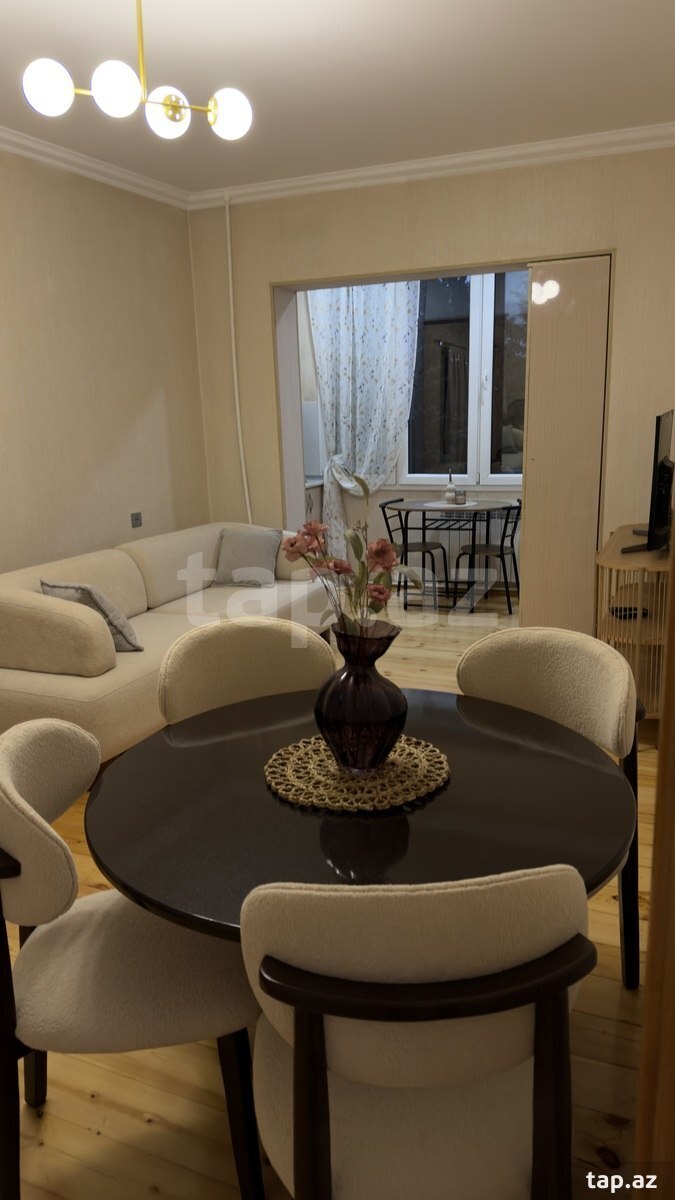 2-otaqlı mənzil kirayə verilir, Azadlıq pr. 156, 40 m²