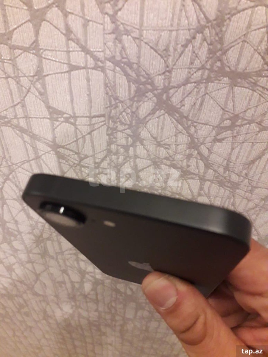 Apple iPhone 16e Black 128GB/8GB (5)