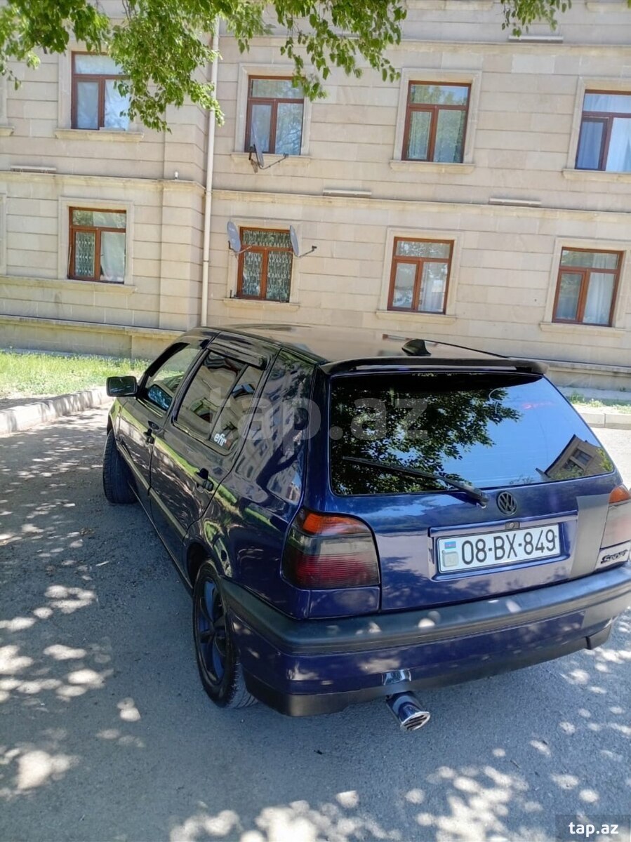 Volkswagen Golf, 1995 il (9)
