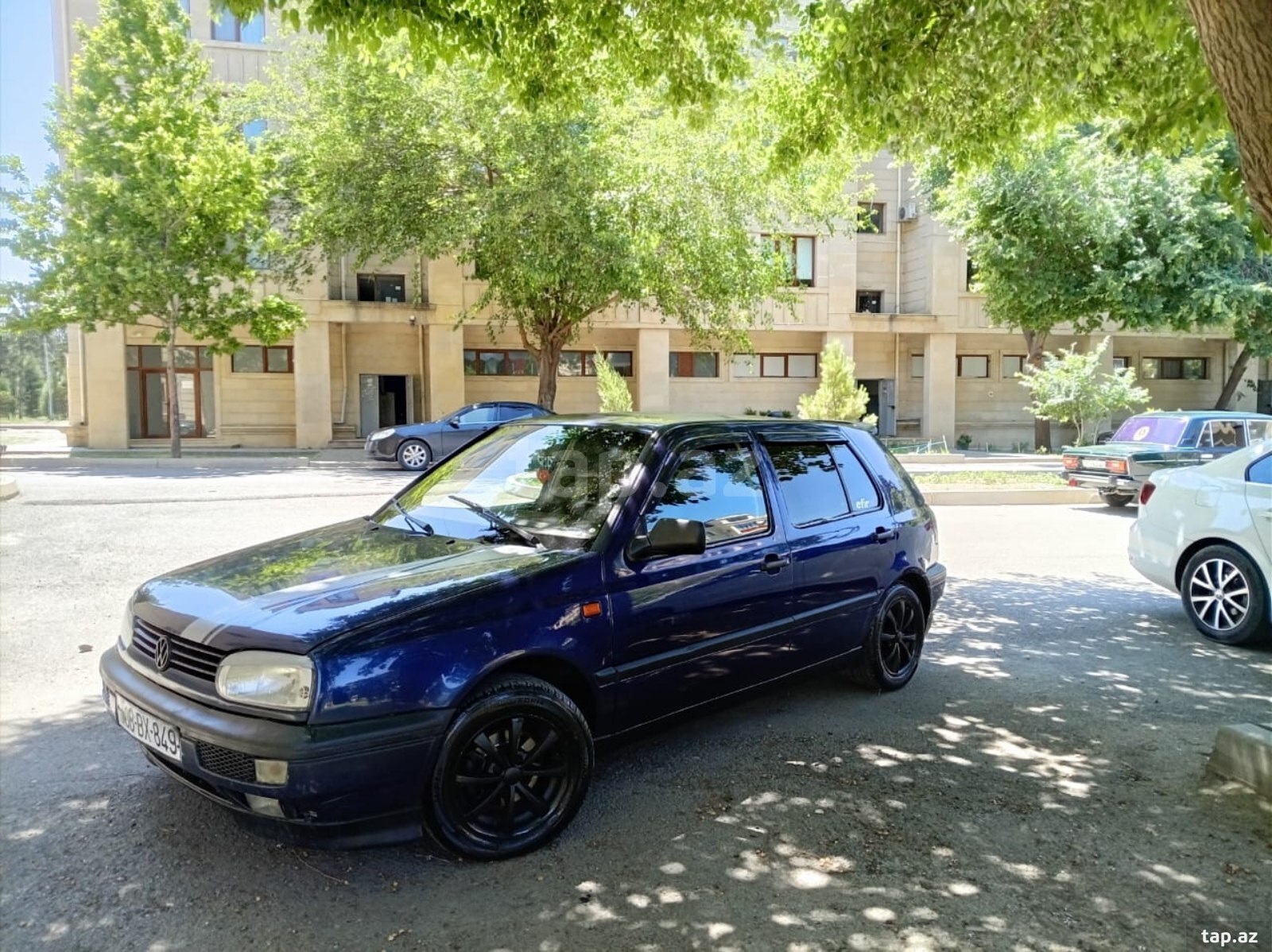 Volkswagen Golf, 1995 il (14)