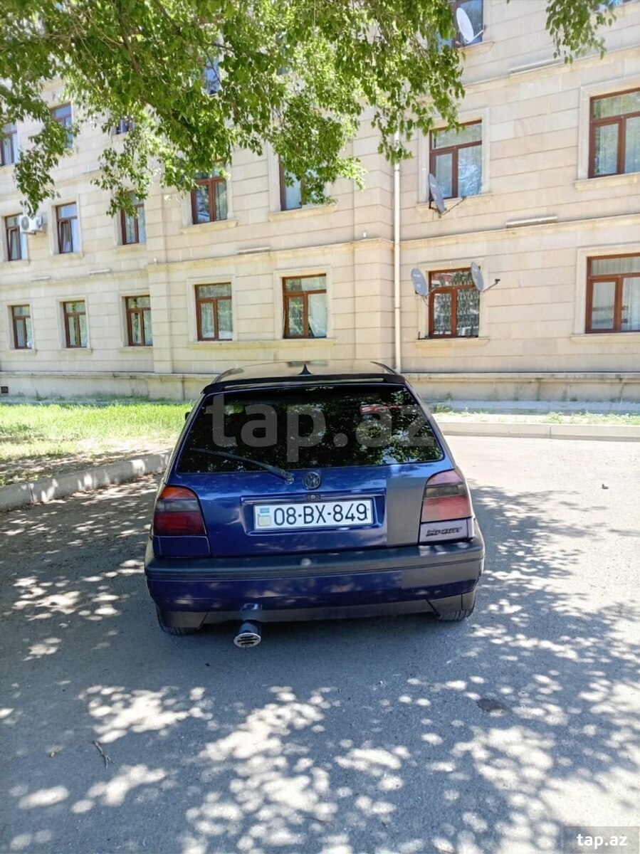 Volkswagen Golf, 1995 il (10)