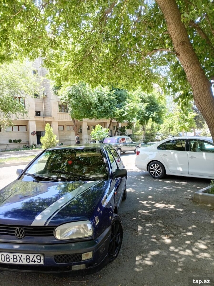 Volkswagen Golf, 1995 il (11)