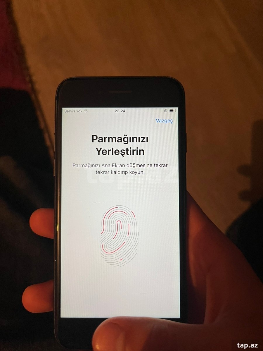 Apple iPhone 8 Space Gray 64GB (3)