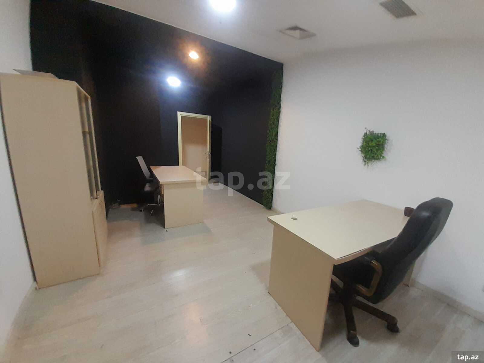 Ofis icarəyə verilir, Əhməd Rəcəbli küç.