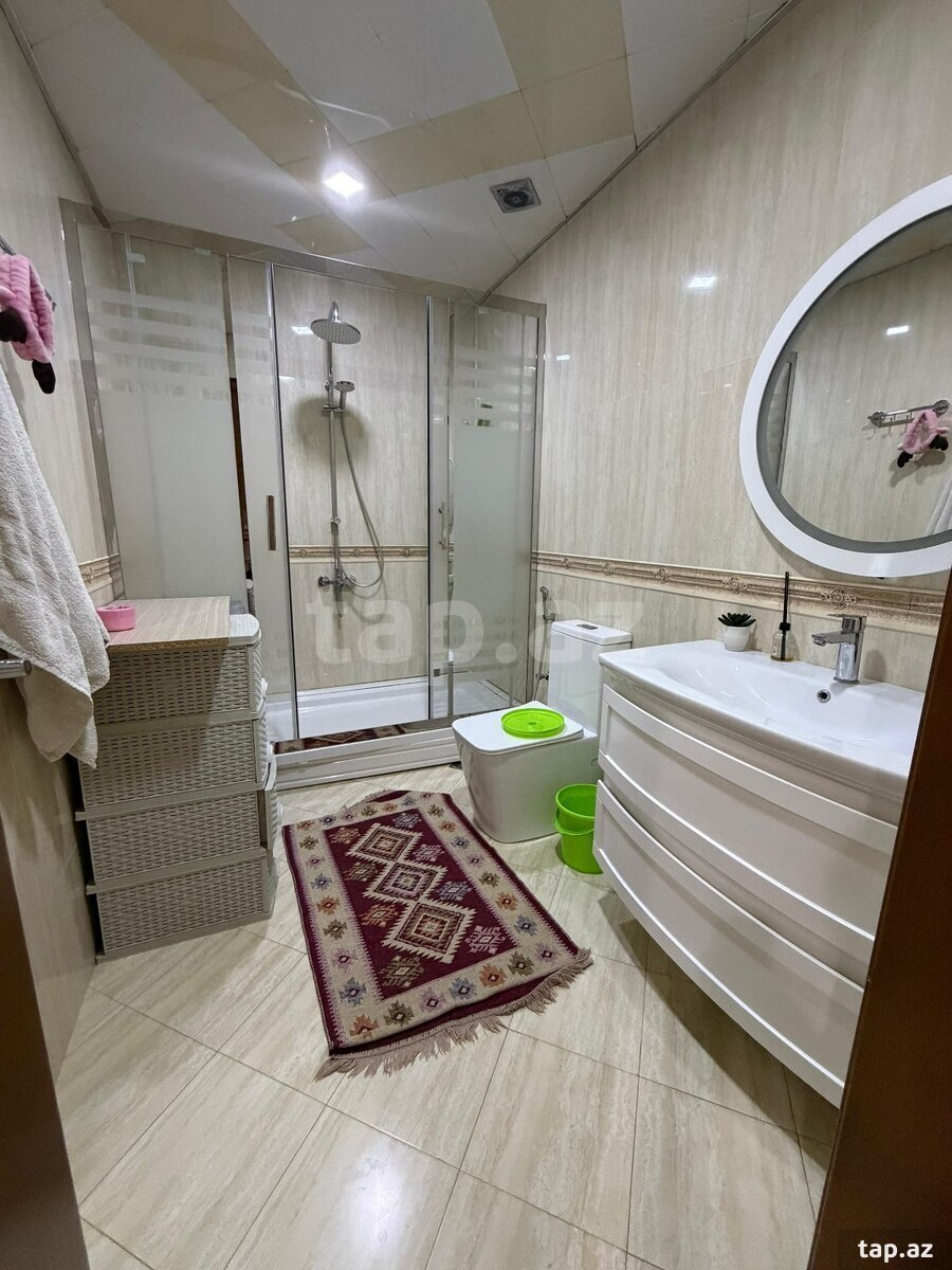 4-otaqlı yeni tikili kirayə verilir, Elmlər Akademiyası m., 160 m² (13)